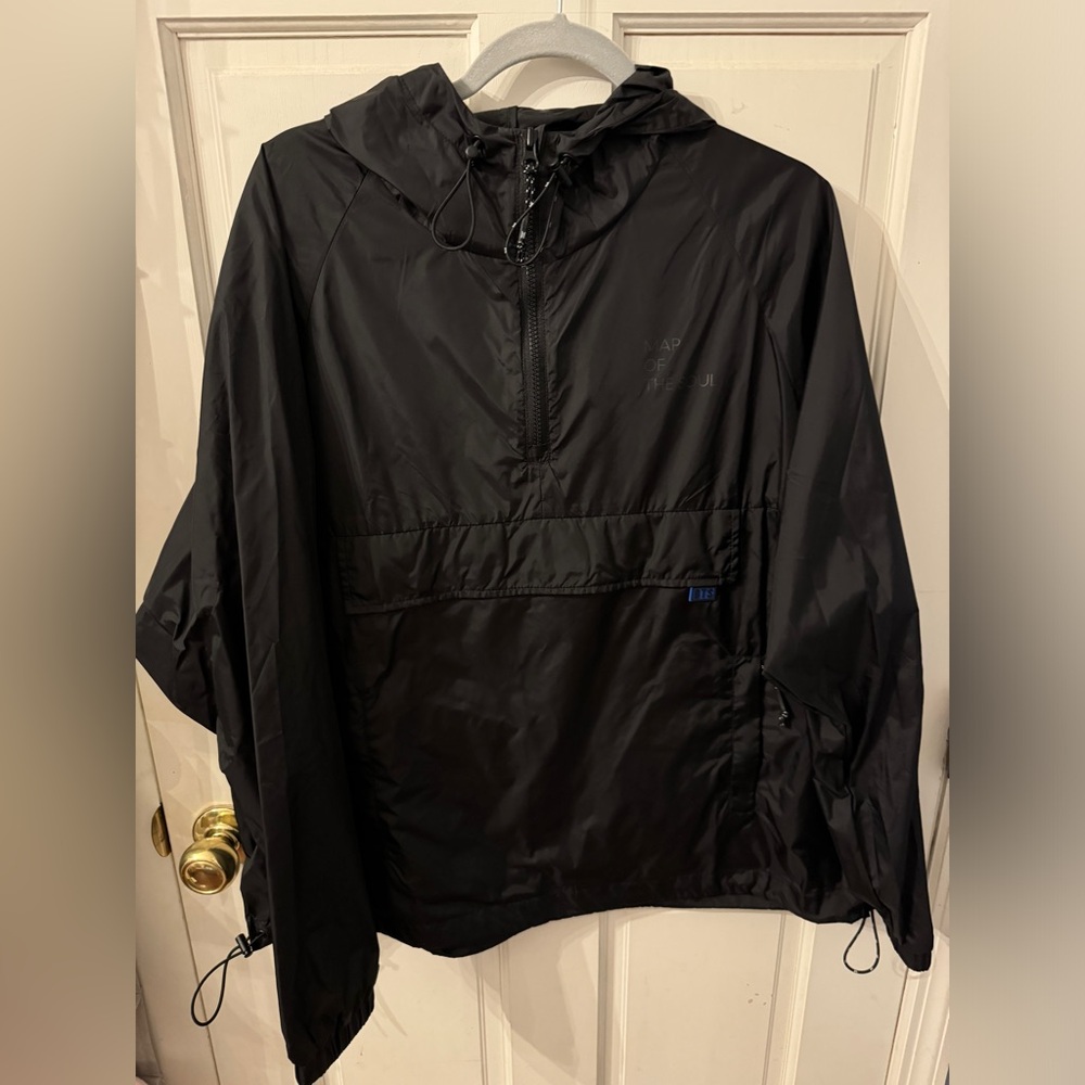 BTS MAP OF THE SOUL MOTS TOUR ANORAK NEW WITH TAGS